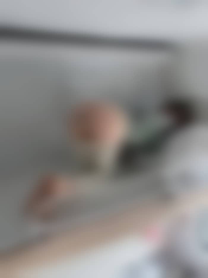 【微密圈】脸红Dearie_ 高铁之旅 [95P4V-570MB]