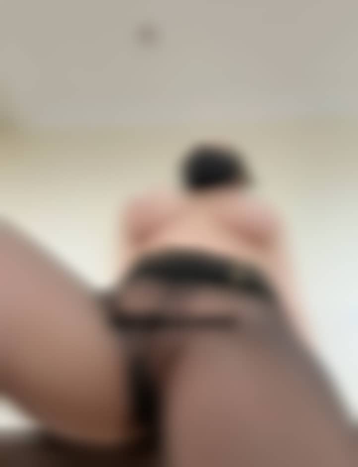 【微密圈】120斤的小王同学-回归福利[26P1V-191MB]