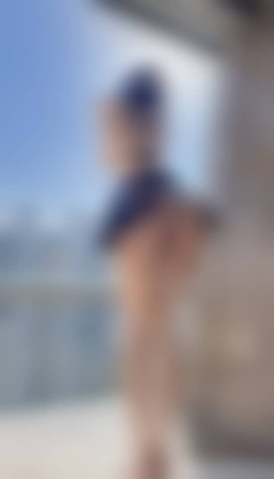 【微密圈】陈佩奇yyyy-天台叉腿[21P-102MB]