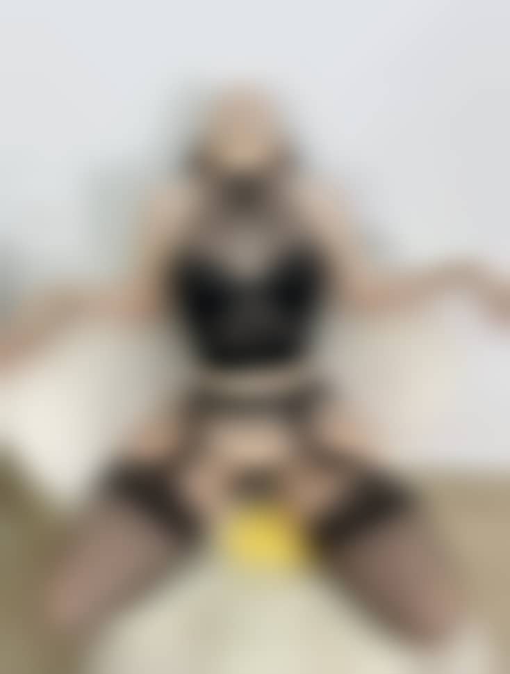 【微密圈】铁锤姐姐-网袜蜜桃[21P-51MB]