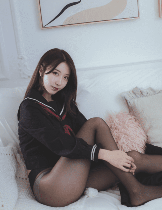 动漫博主@黑川黑丝JK水手服套图写真[51P/307MB]