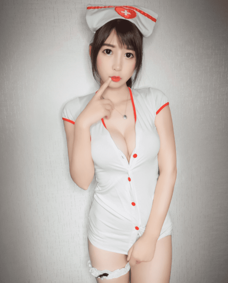 w黑米粥w-护士写真[30P/65MB]