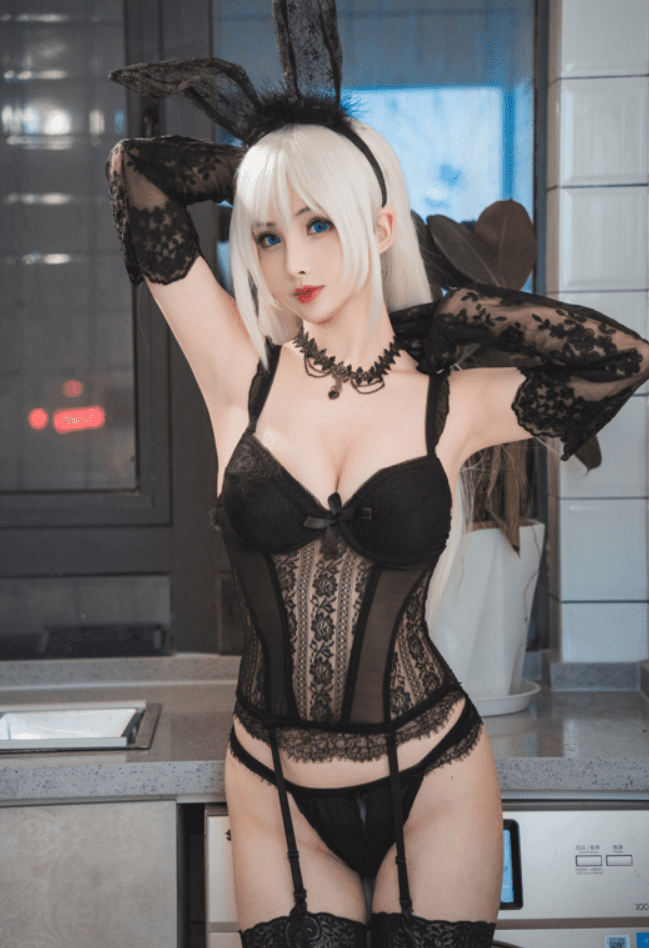 rioko凉凉子-兼职是修女的兔子小姐[30P/413MB]