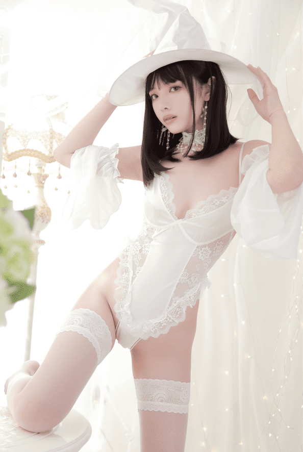 雯妹不讲道理-白女巫[34P/242MB]