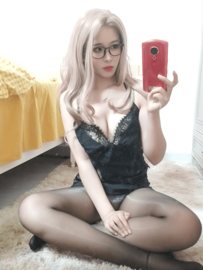 轩萧学姐–NO.015 眼镜娘 [26P-120MB]