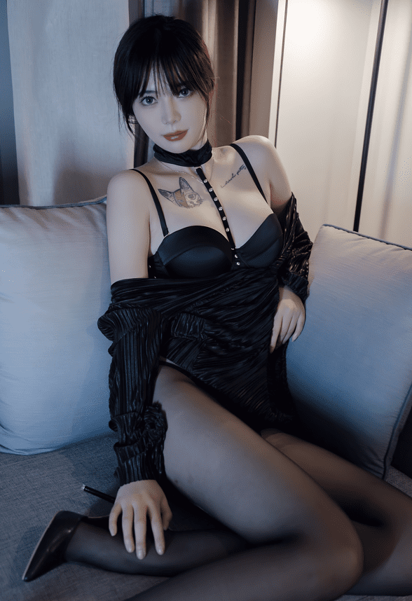 [XiuRen秀人网] 2021.10.19 No.4080 Arude薇薇 灵动黑丝美腿[70+1P 729M]