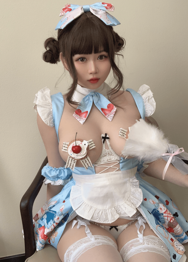 是依酱吖 – NO.052 甜点 [30P7V-192MB]