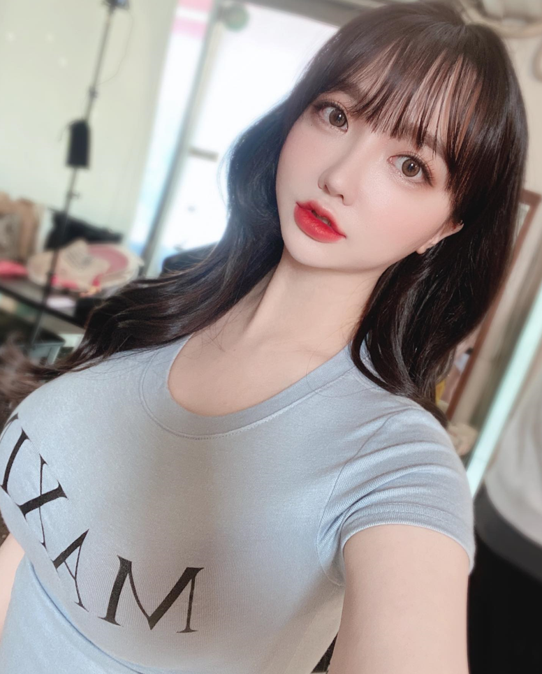 孫樂樂 – NO.057 Miss Maxim Contest 2022 Son Ye-Eun (손예은) [17P4V-767MB]