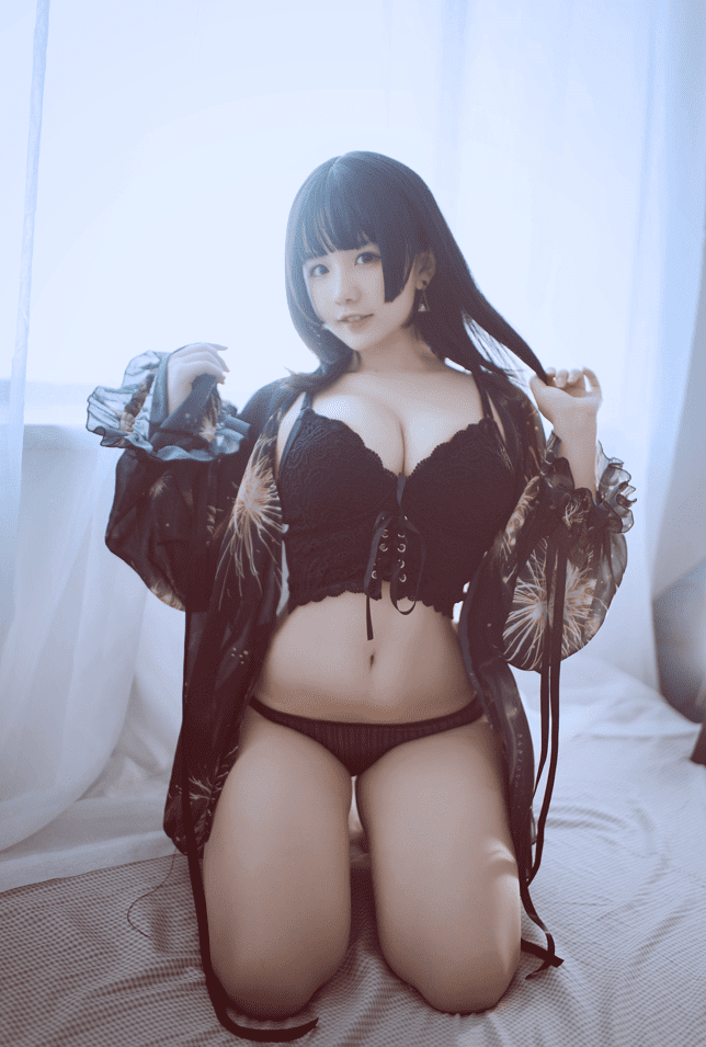 阿半今天很开心 – NO.016 黑色吊带[23P-220MB]