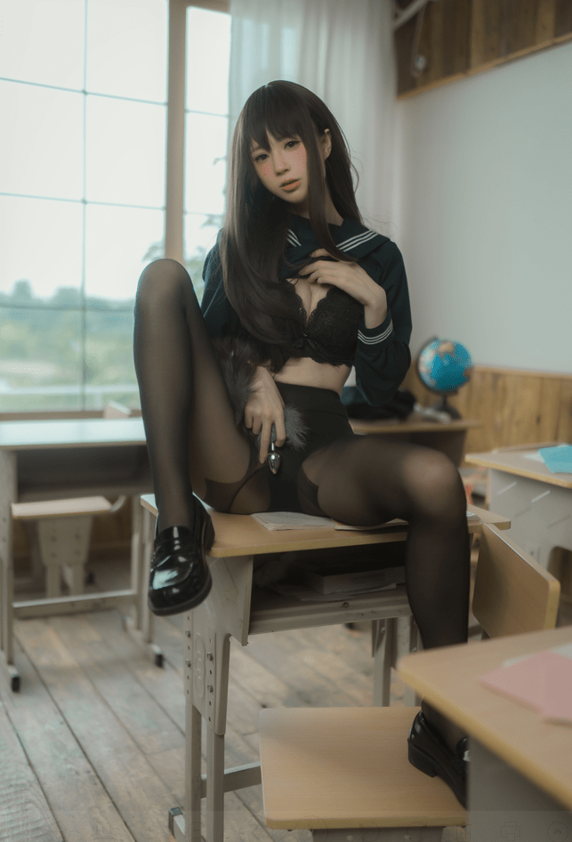 西园寺南歌 – NO.13 与班长的游戏 [137P5V-1.07GB]