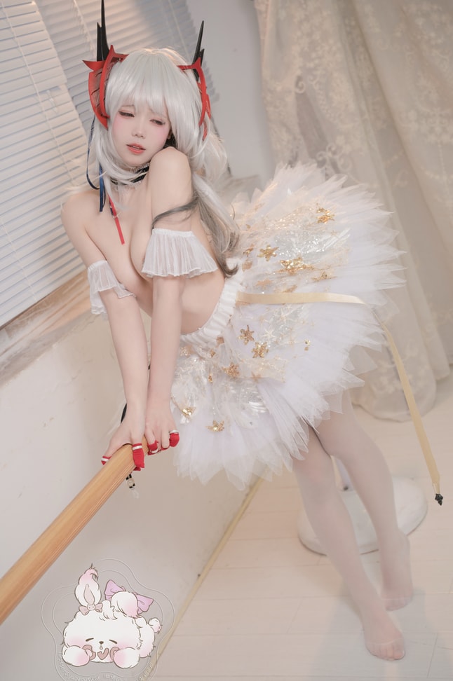 咬一口兔娘ovo – W天鹅之舞[55P1V-1.20GB]