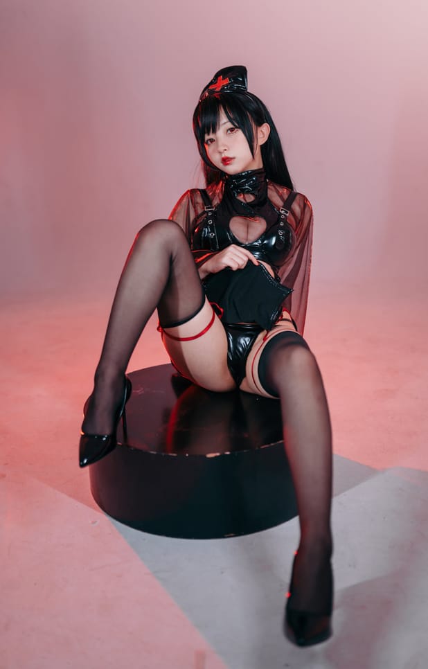 花铃 – NO.20 猩红护士[77P-281M]