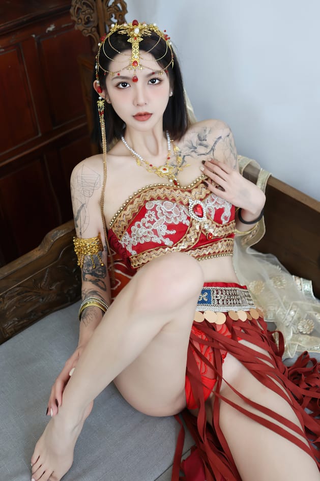 [Xiuren秀人网]2023.02.09 NO.6240 乔一一[76+1P／751MB]