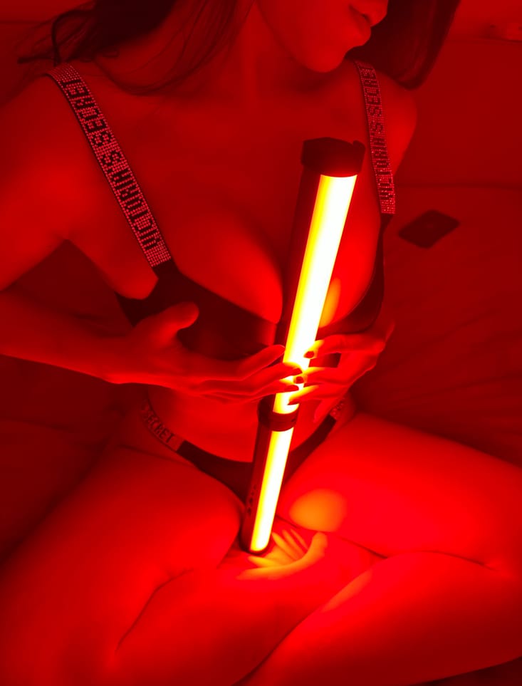 【微-密】铁锤姐姐-黑与红[31P7V-264M]