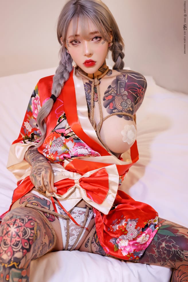 YoKo – NO.09[SAINT Photolife] Vol.09 Tied Up[63P-431M]