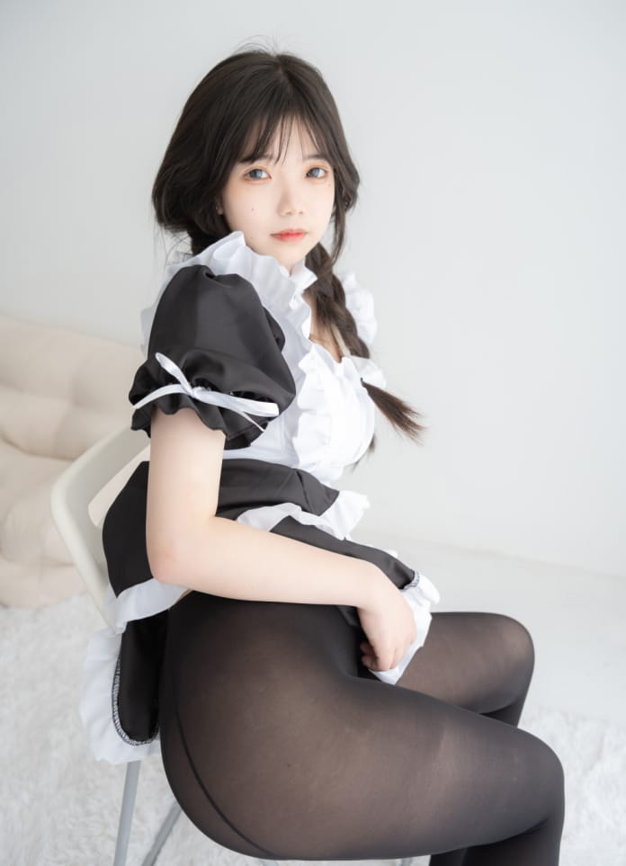 紧急企划 内部 奶昔 – 黑丝女仆[50P-823M]