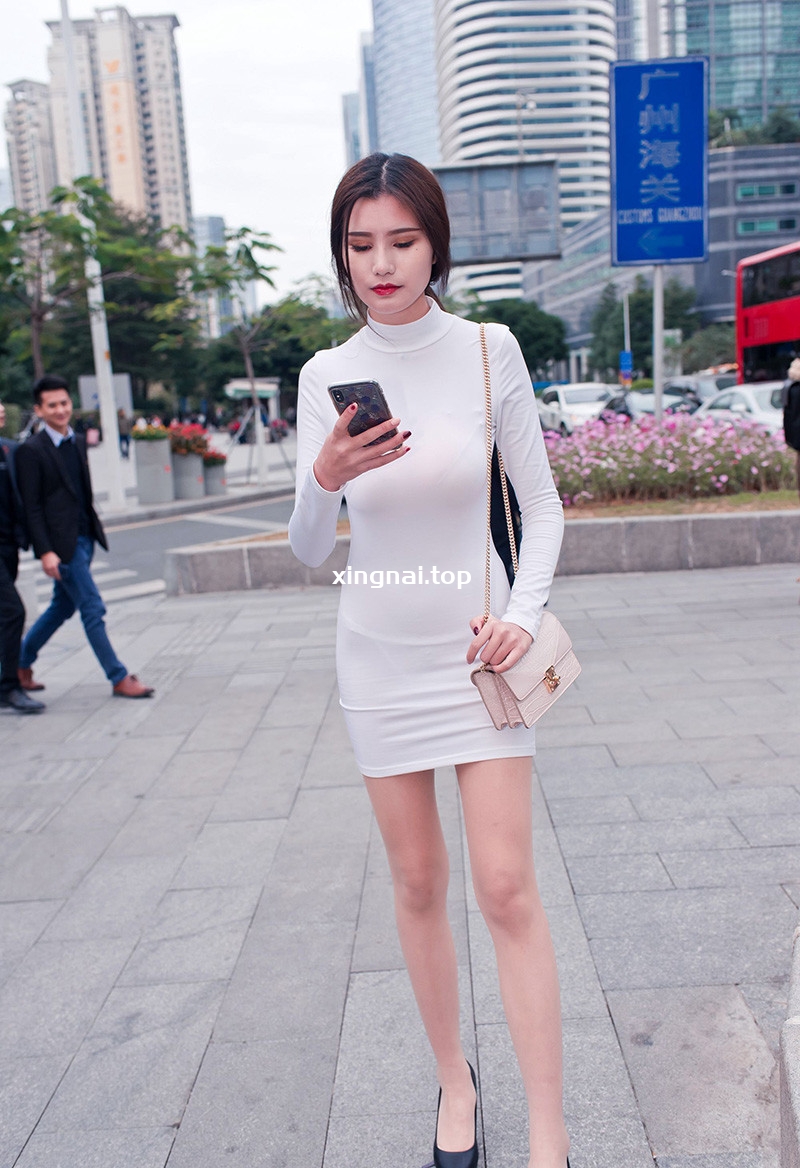 [街拍]F71.被搭讪的极品肉丝白色包臀裙美女[图片/视频/3.43G]