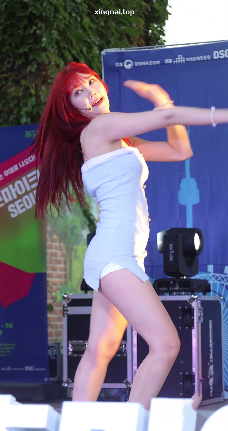 [饭拍]韩汉江公园Hey Girls演出-Jane