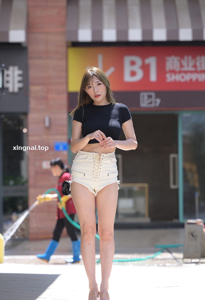 [街拍]660.[魂魂摄影作品]白色热裤美女[图片/视频/31.15GB]