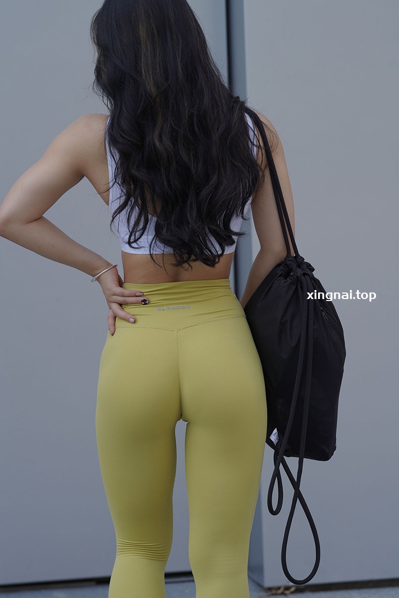 [街拍]790.搭讪牛仔热裤美女[图片/6.6GB]