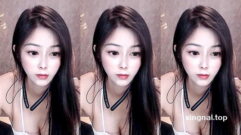 [主播]网易CC主播尤恩July录制抖胸热舞4则