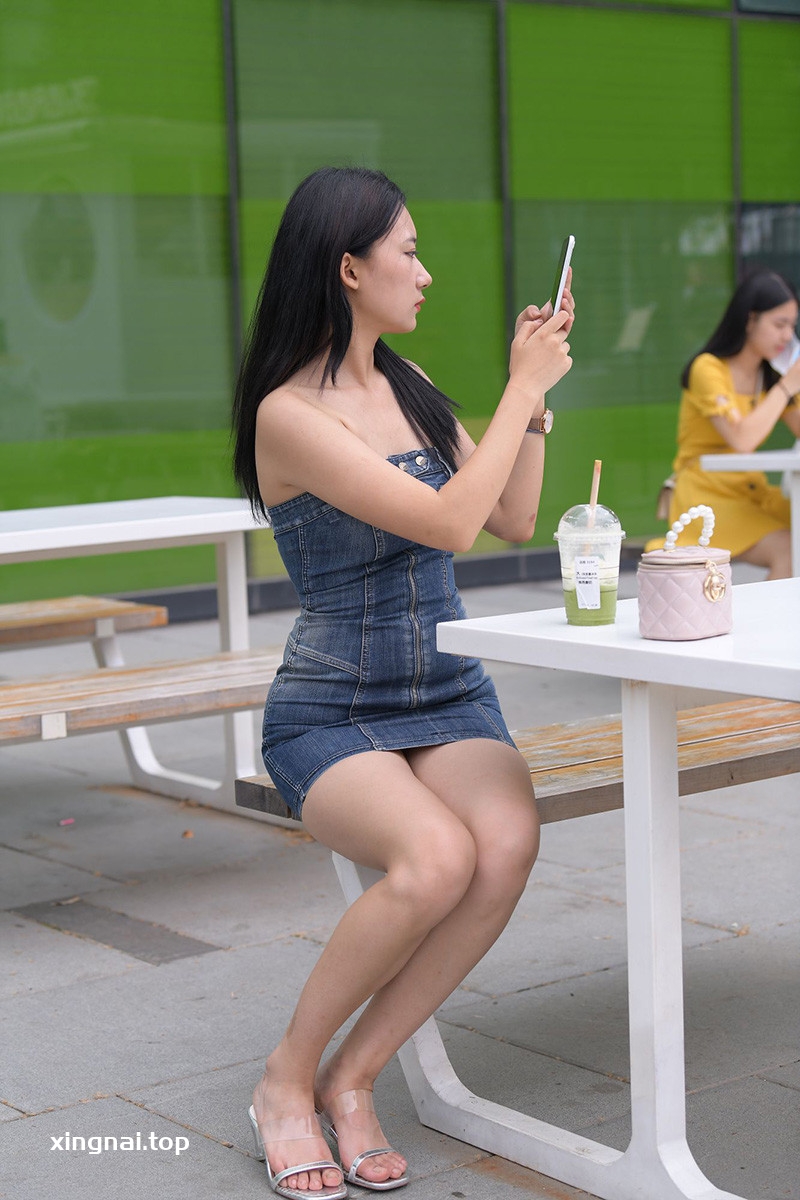 [街拍]830.牛仔裙美女[图片/视频/18G]