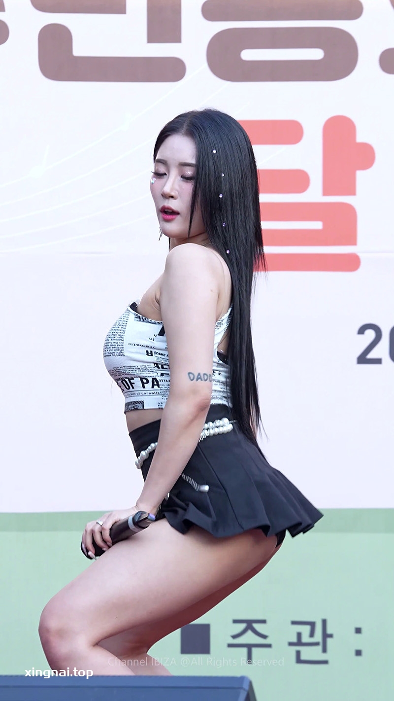 [饭拍]Girl Crush Hayun &amp;Bomi月光音乐节2则