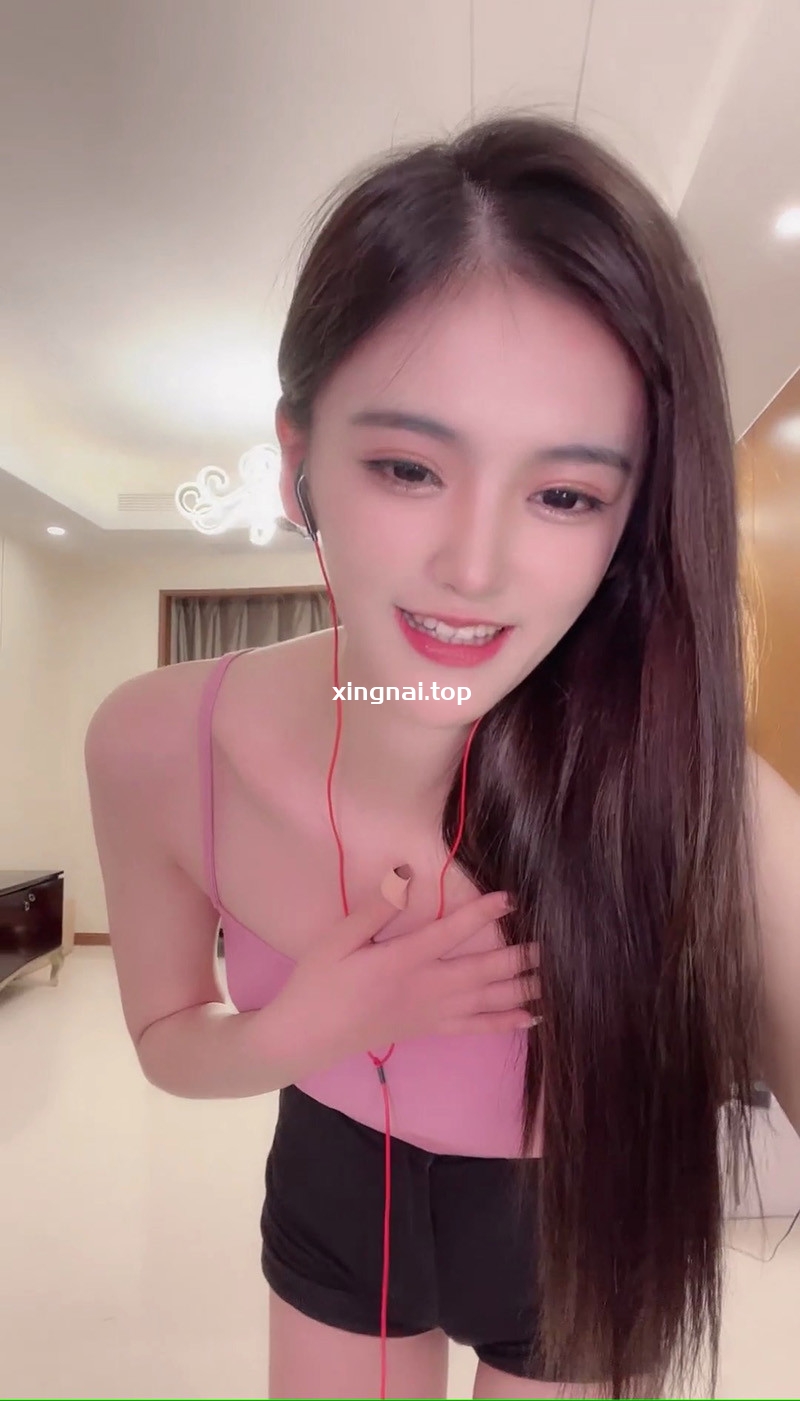 [小姐姐]抖音主播Ava兔兔兔好会扭[6v/712.6MB]