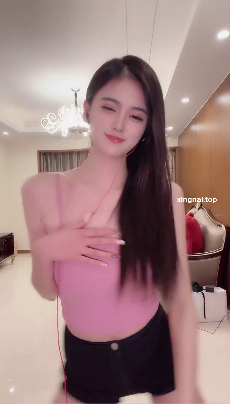 [小姐姐]抖音主播Ava兔兔兔好会扭[6v/712.6MB]