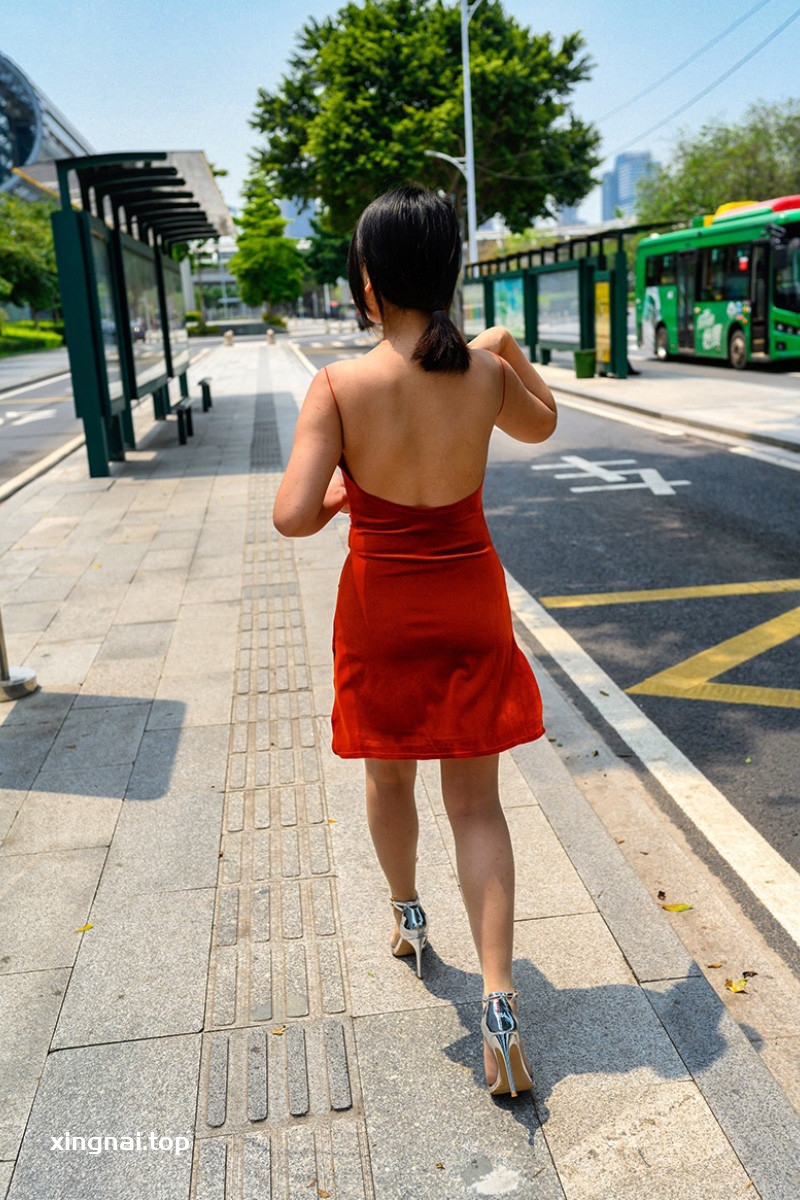 [街拍]F5.红裙肉丝萌宝儿到河边散心[图片/视频/12.85G]