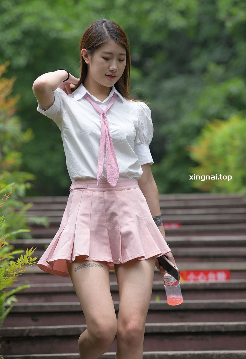 [街拍]721. 粉色短裙美眉[图片/视频/8.52GB]