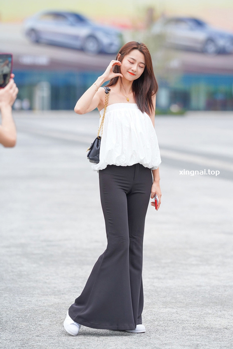 [街拍]V15.绝美大长腿女神 活泼惹人爱[图片/视频/1.72GB]