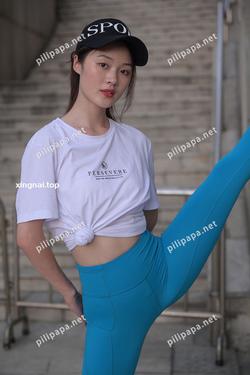 [街拍]699.蓝色瑜伽裤小姐姐[图片/视频/9.60GB]