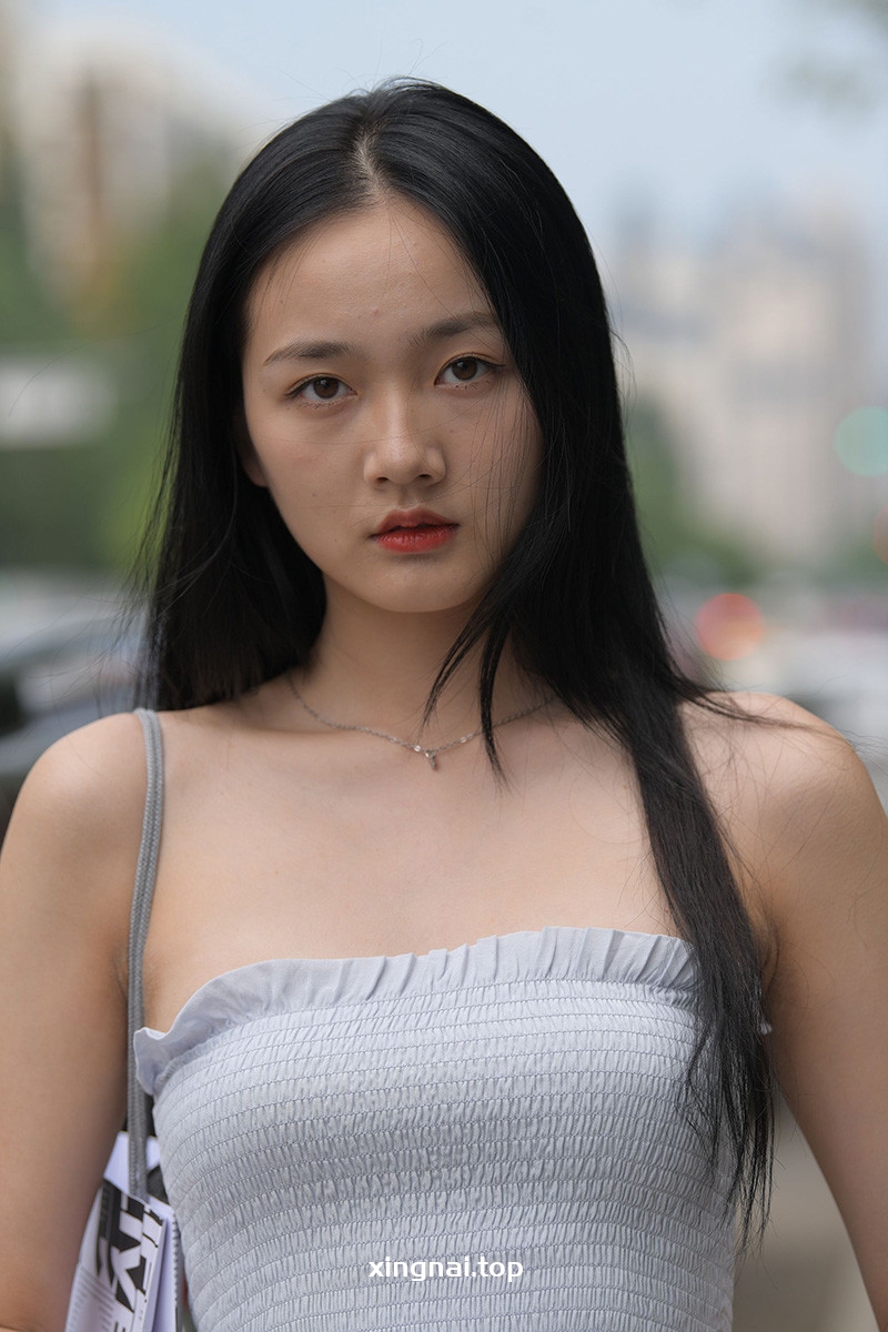 [街拍]811.黑色瑜伽裤美女[图片/视频/7.52GB]