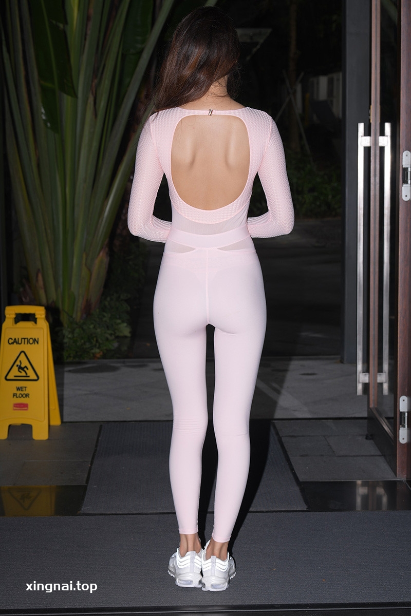 [街拍]354.粉色连体紧身裤[视频/图片/12.75G]