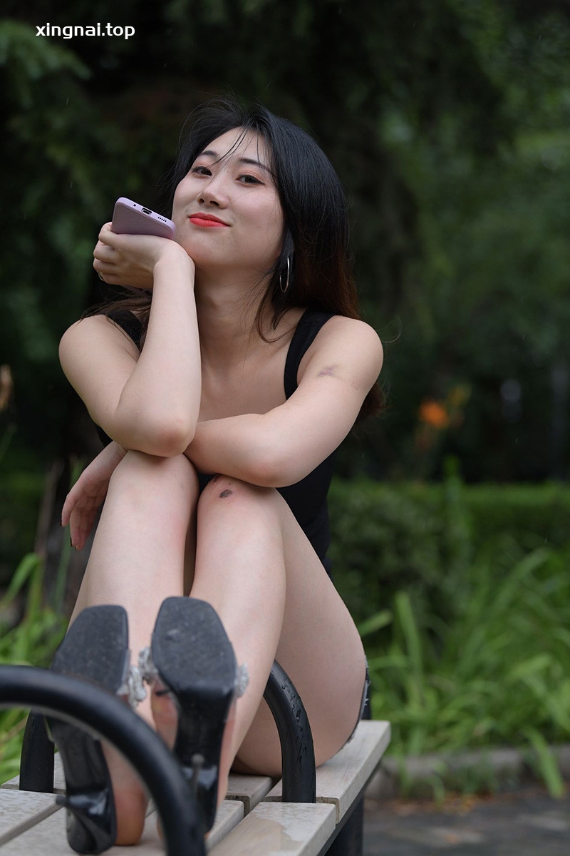 [街拍]821.并没有下雨[图片/视频/11GB]