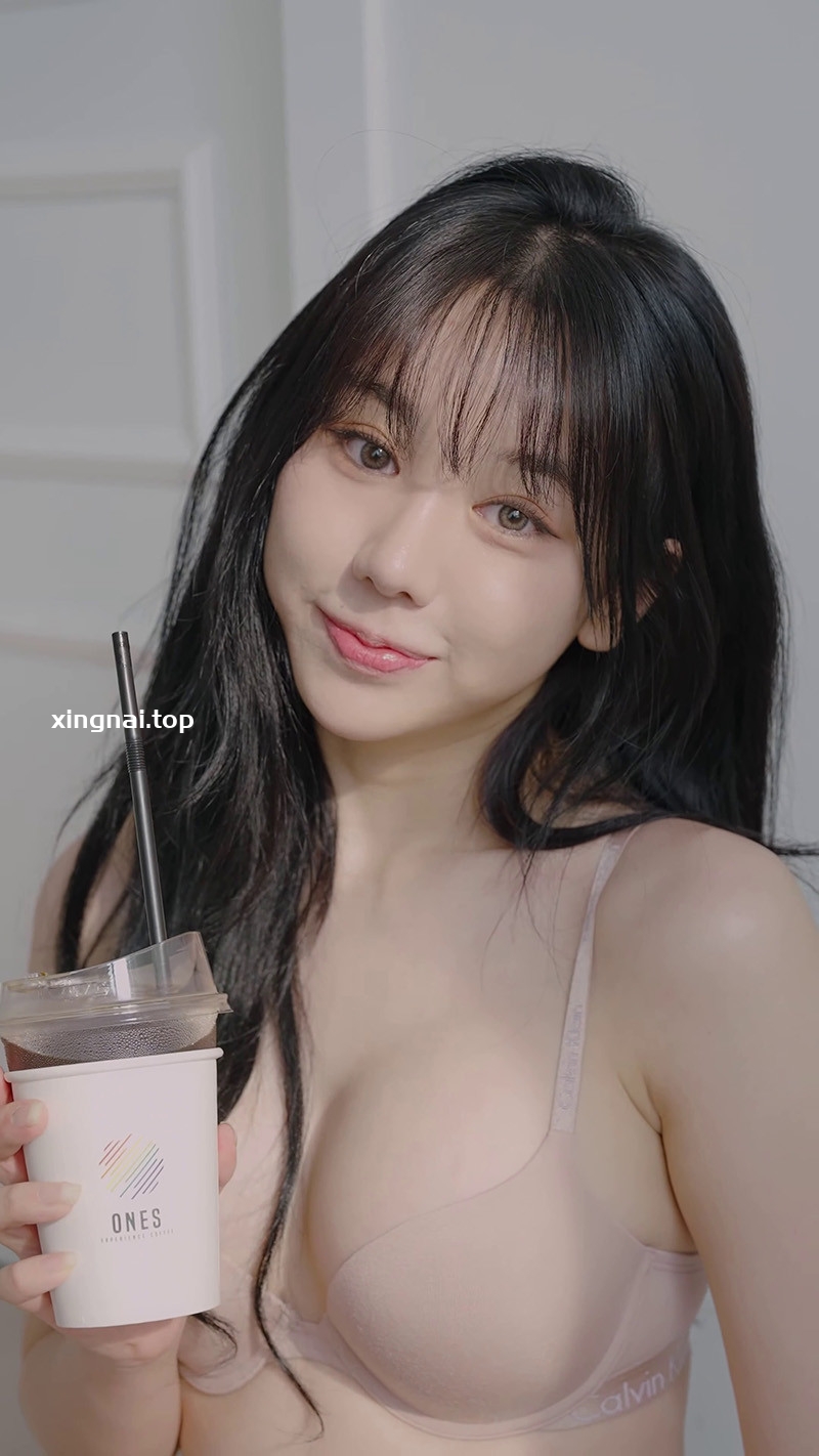 [写真]Lookbook时装秀Judy粉色斑点内衣要不要和我一起运动吗