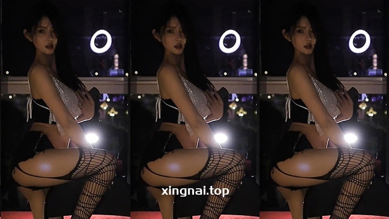 [主播]斗鱼直播江尤奈阿23年4月原版热舞合集[16V/2G][已补]