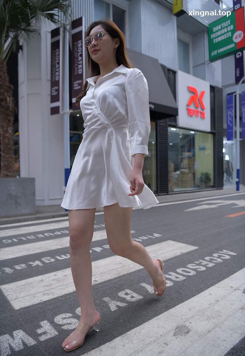 562.红石摄影作品白色短裙美女[图片/视频/19.26GB]