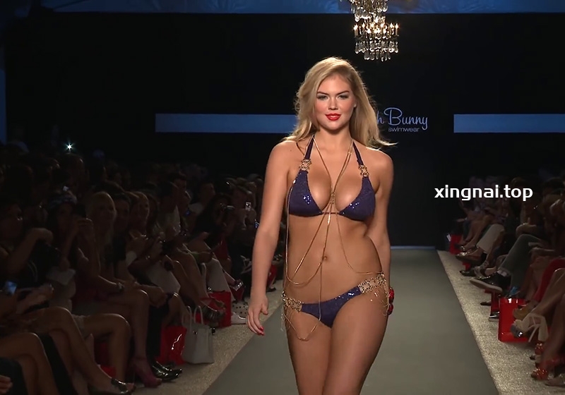 [展会]模特Beach bunny沙滩泳装时装秀