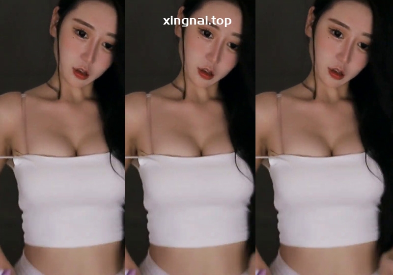 [主播]网易CC直播早安酱热舞高耸挺拔