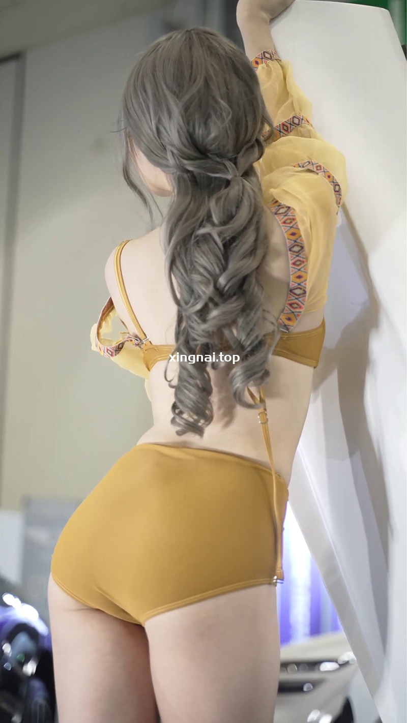 [展会]2021釜山国际车展模特朴智恩美腿可爱