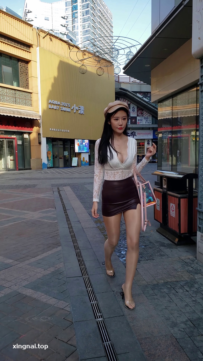 [街拍][4k]街拍肉丝蕾丝性感女神3部有水印[3v/2.45 GB]