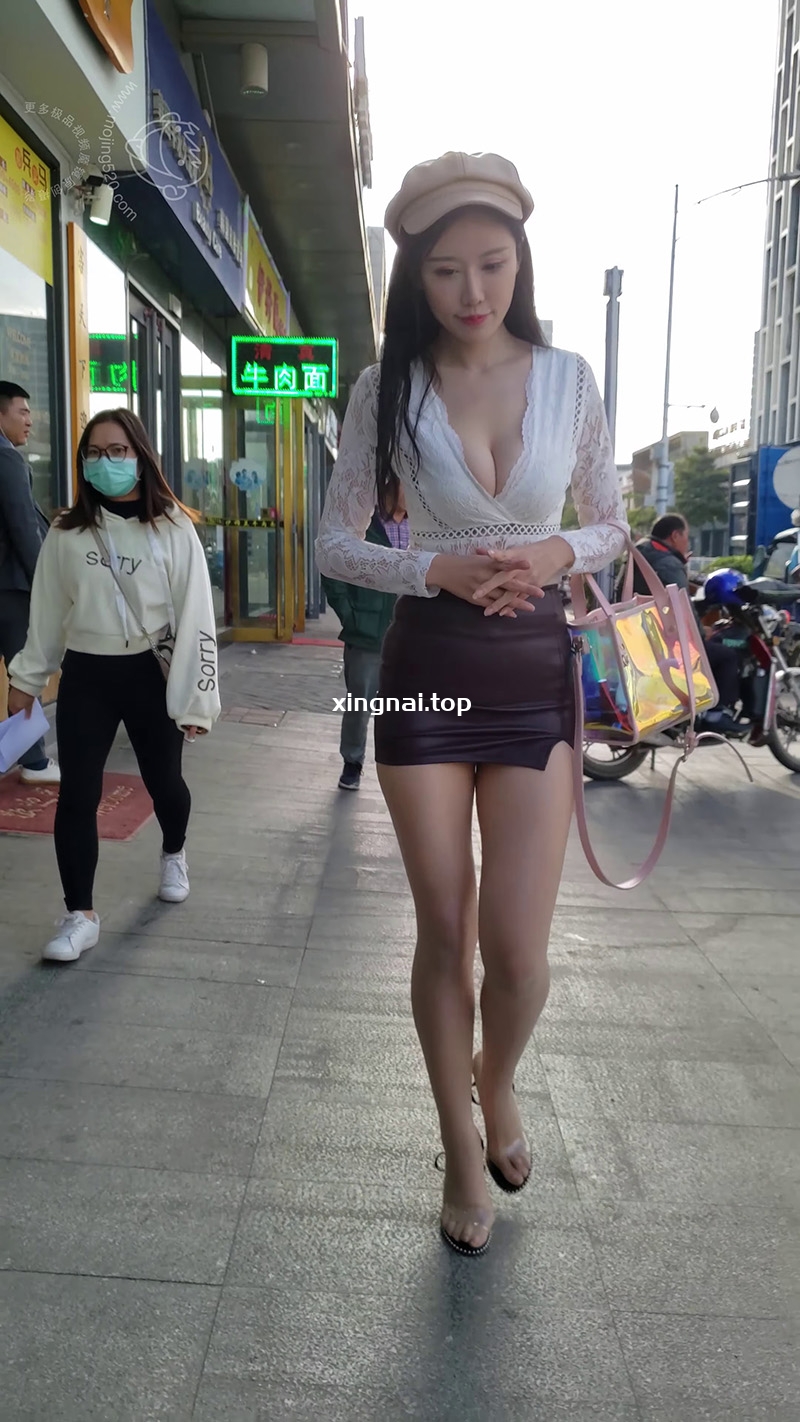 [街拍][4k]街拍肉丝蕾丝性感女神3部有水印[3v/2.45 GB]