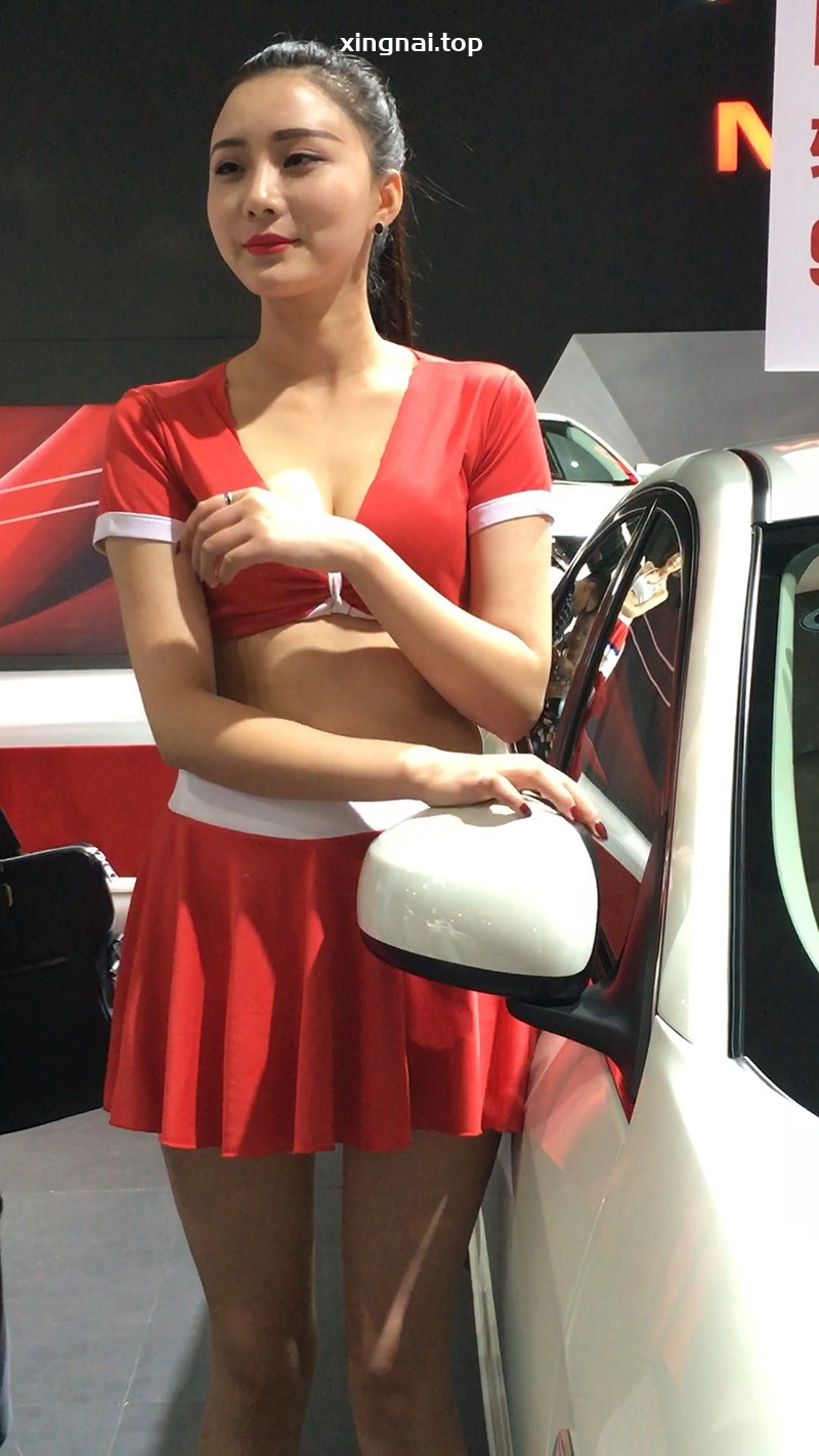 [展会]车展漂亮性感红色短裙小姐姐