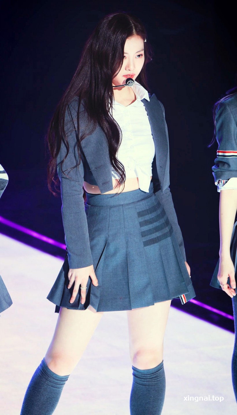 [饭拍]220502韩国女团LE SSERAFIM高清饭拍秀合集[48v/20.39G]