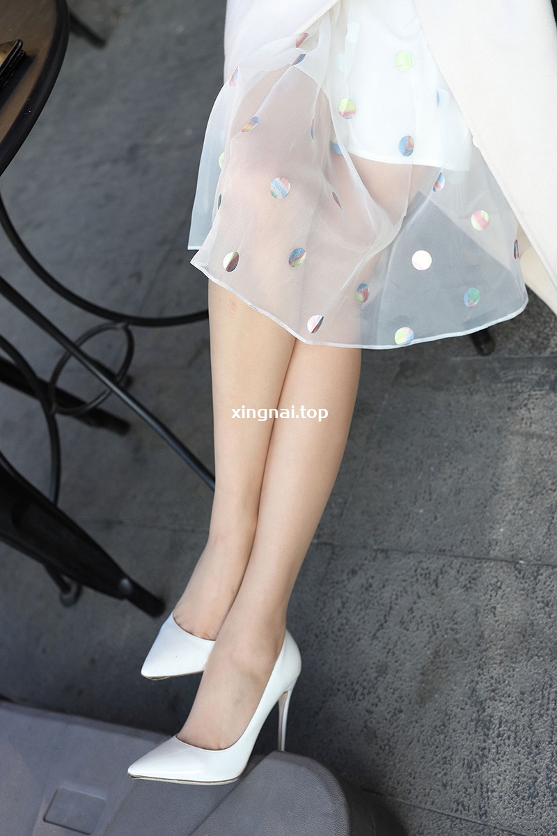 [街拍]F189.辉辉[肉丝美腿妮妮的下午茶时光][图片/视频/5.63G]