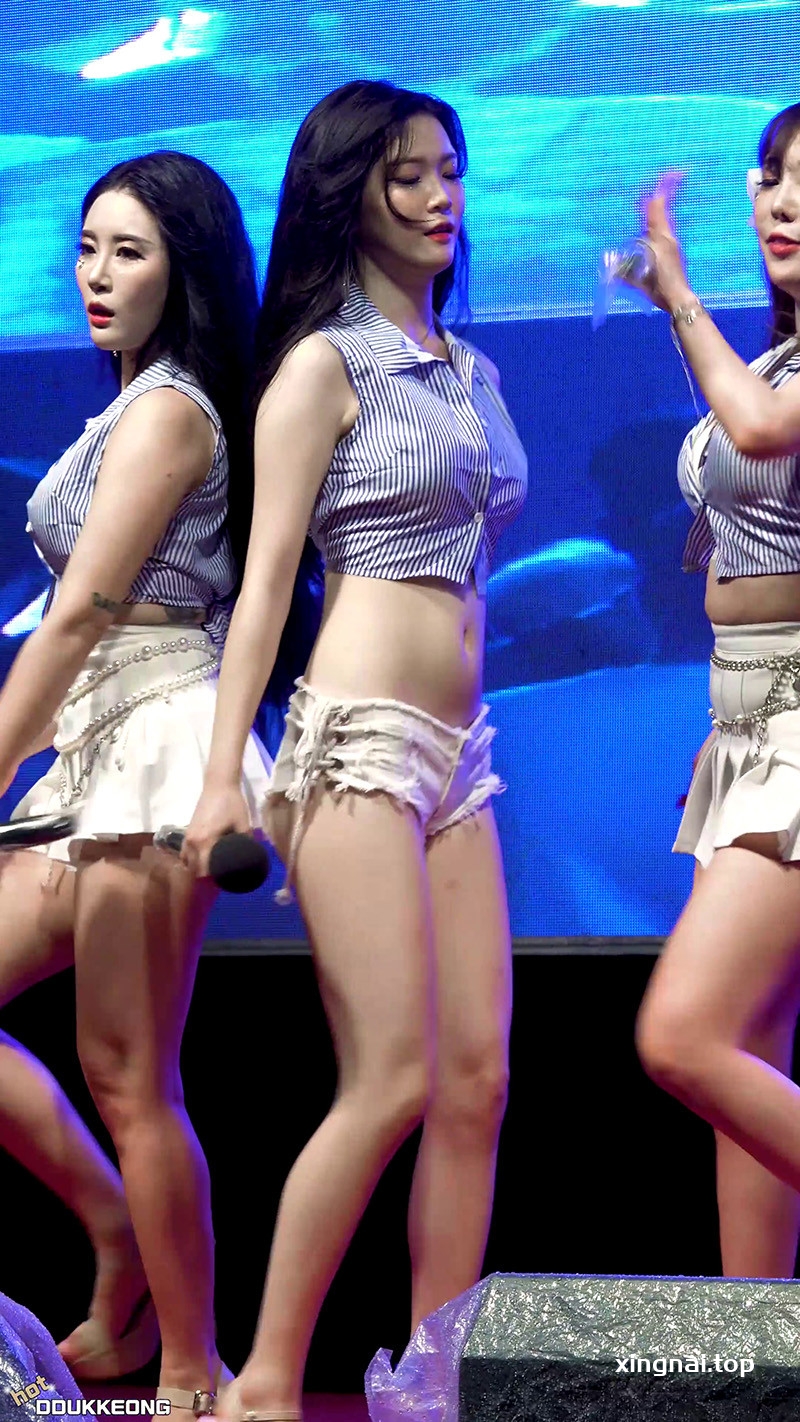 [饭拍]女团Girl Crush Hayun啤酒节湿身热舞