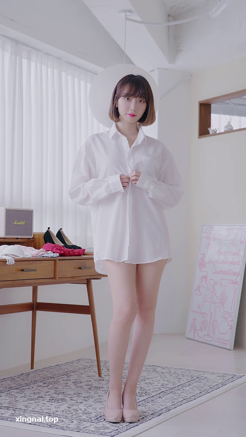 [写真]lookbook模特竖版拍摄那贤Dayeon白色比基尼