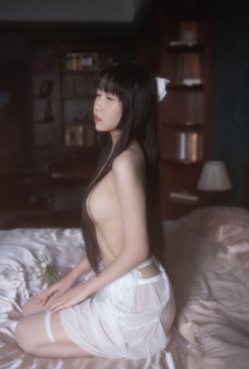 不呆猫 NO.053 白月光 [53P-275MB]